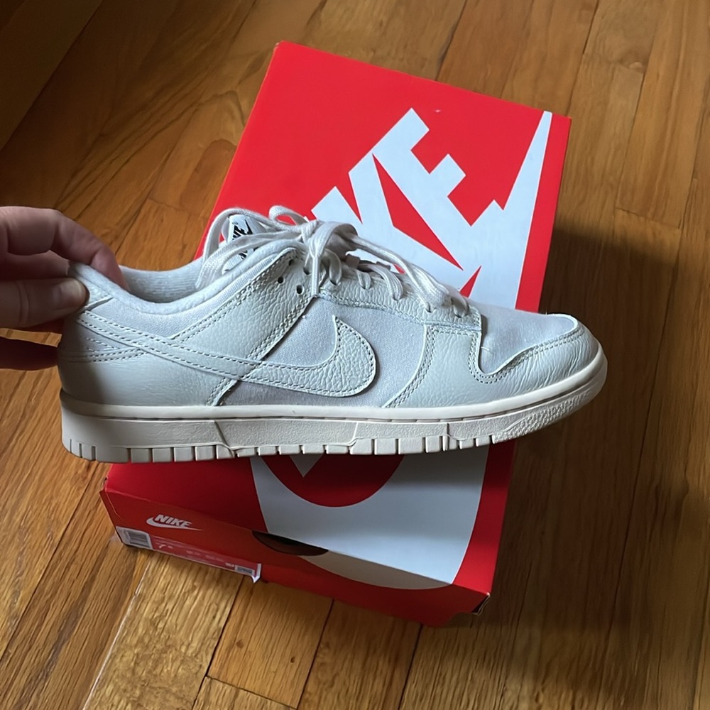 Nike Dunk Low Retro Premium - Picture 3 of 9